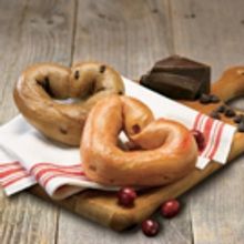 Einstein Bros.' Bagels Shows Love for Moms with Heart-Shaped Bagels on Mother's Day