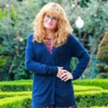 Photo Flash: Broadway Star Idina Menzel Transforms for UNDERCOVER BOSS: CELEBRITY EDI