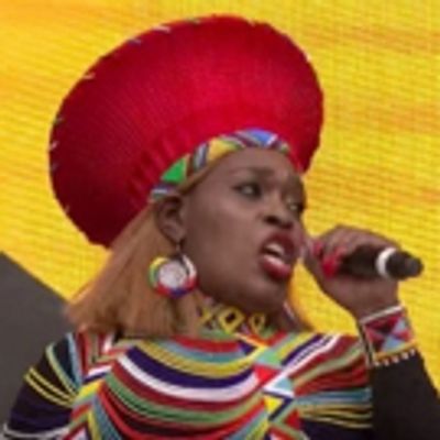 VIDEO: The Cast of THE LION KING Performs at West End Live