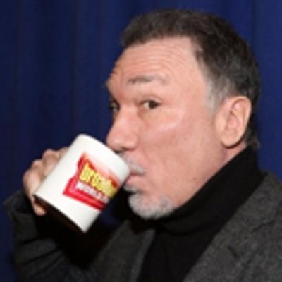 BWW Morning Brief October 17th, 2017 - WAITRESS Tour, OFFICE HOUR Off-Broadway and More!