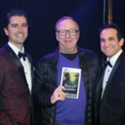 Photo Flash: Edward Hibbert Visits MIDNIGHT AT THE NEVER GET