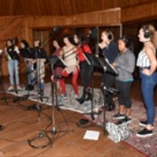Exclusive Photo Coverage: MEAN GIRLS Cast Rocks Around the Christmas Tree for Carols…