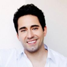 John Lloyd Young Returns to Café Carlyle in February