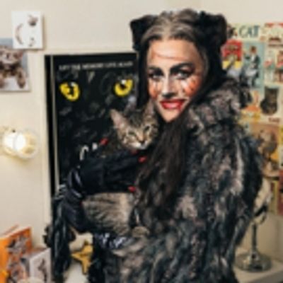 Photo Flash: Mamie Parris and the Cast of CATS Pose with Adorable, Adoptable Felines