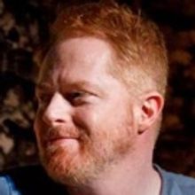 BWW Review:  Jesse Tyler Ferguson As A Gay Man Facing His Own Privilege in Jordan Har
