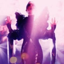 VIDEO: Natalie Portman Sings Sia's 'Wrapped Up' in Latest VOX LUX Trailer