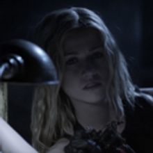 VIDEO: The CW Shares ARROW 'Star City 2040' Scene