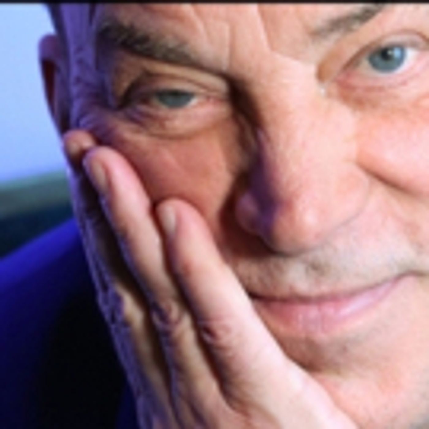 Wake Up With BWW 6/3: Drama Desk Award Winners, and More!  Image