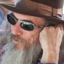 VIDEO: Netflix to Premiere LARRY CHARLES' DANGEROUS WORLD OF COMEDY