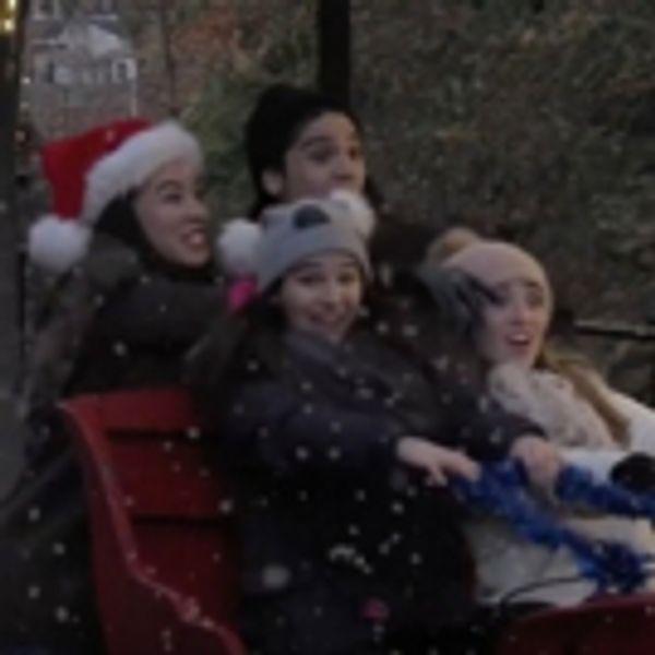 VIDEO: Paper Mill's Broadway Show Choir Gets in the Holiday Spirit with 'Sleigh Ride' - New Jersey Theater Video
