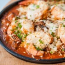 Dining in MONTCLAIR NJ Offers Guests Unlimited Options for Top Food and Drink