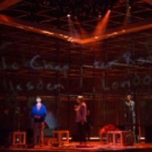 BWW Review: THE CURIOUS INCIDENT OF THE DOG IN THE NIGHT-TIME at Walnut Street Theatr
