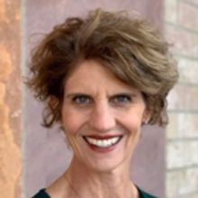 SD Symphony Names Jennifer Teisinger Executive Director