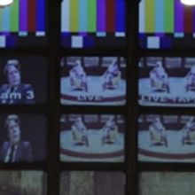 BWW Review: The Historic Prizefight Between Frost and Nixon Comes to Life in FROST/NI