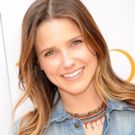 Sophia Bush and Michael Dorman to Star in HARD LUCK LOVE SONG