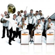 Pasadena Roof Orchestra Shows Audiences that 'Swing Is In'