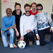 BWW Review: THE PAPER MAN, Soho Theatre