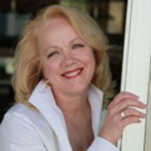 The Rrazz Room New Hope Presents Comedian Vickie Shaw's 'A Very Vickie Venture'