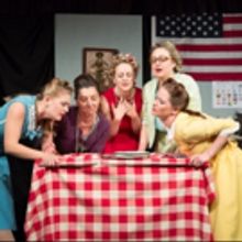 BWW Review: 5 LESBIANS EATING A QUICHE is a Delicious Helping of a Cheeky Comedy