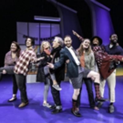 BWW Review: THE SECOND CITY'S LOVE, FACTUALLY at The Kennedy Center