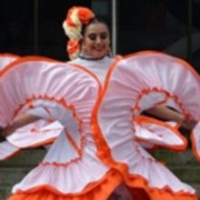 Los Colores De México Iluminaron La Plaza Ángel Salas