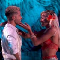 VIDEO: Jordan Fisher Earns Perfect Score for MOANA-Themed Foxtrot on DWTS' 'Disney… Video