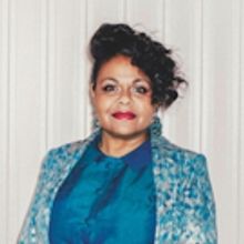 Riverside Theatres Takes on DIVING FOR PEARLS