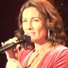 VIDEO: Laura Benanti's 'Benania' Makes Feinstein's/54 Below Debut With A Sondheim Cla