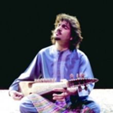 Afghan Rubab Master HOMAYOUN SAKHI Opens A World In Trance Festival