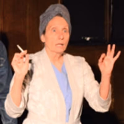 BWW Review: Feasting on Family in AUGUST: OSAGE COUNTY, at Axial Theatre