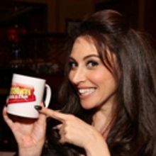 Wake Up With BWW 11/9: On the Red Carpet at Opening Night of KING KONG, and More!