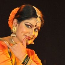 GEETA CHANDRAN's SWARNA Comes to Kamani Auditorium