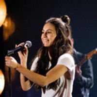VIDEO: Newcomer Amy Shark Performs 'Adore' on LATE LATE SHOW Video