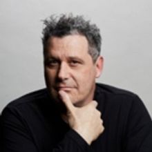 Isaac Mizrahi Returns To Café Carlyle