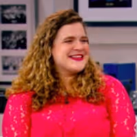 VIDEO: Bonnie Milligan Talks Making Her Broadway Debut in HEAD OVER HEELS Video