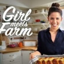 Molly Yeh Returns to Food Network with GIRL MEETS FARM