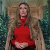 VIDEO: Laura Benanti's 'Melania Trump' is Dreaming of a Dark Christmas on LATE SHOW Video