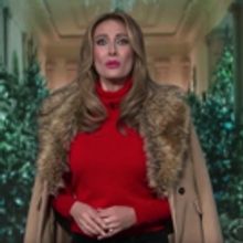 VIDEO: Laura Benanti's 'Melania Trump' is Dreaming of a Dark Christmas on LATE SHOW