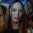 M-22 Deliver Emotive Video For HOW DOES IT FEEL