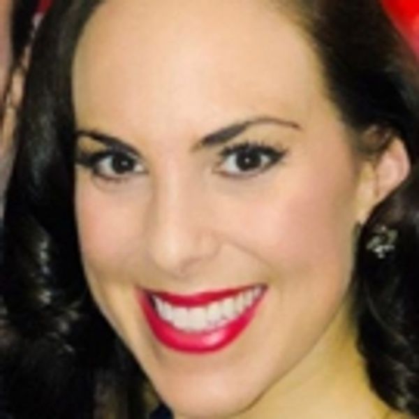 TV: Dawn Derow Discusses Her Award-Nominated MY SHIP: SONGS FROM 1941 Before Her Beechman Return on January 5 - Cabaret Theater Video