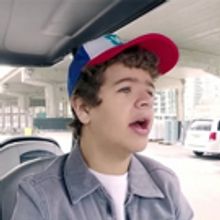 VIDEO: STRANGER THINGS' Gaten Matarazzo Shares His Broadway Talents with Kelly Clarks