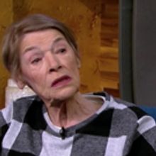 VIDEO: Glenda Sings! Jackson Is Forever Blowing Bubbles in Appearance with Peter Trav