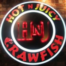 Acclaimed Seafood Restaurant, Hot N Juicy Crawfish, Celebrates 13th Location Grand Op