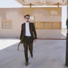 Leo James Conroy Debut EP PLASTIC CHAIRS & CIGARETTE FUMES Out Tomorrow