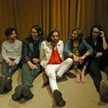 Voyages Release 'New Year's Day' EP on Vinyl & Digital Download