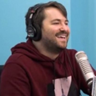 VIDEO: Alex Brightman Talks BEETLEJUICE and More on the Elvis Duran Show