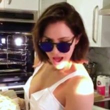 VIDEO: Katharine McPhee Gears Up For Her Shift in WAITRESS in London