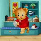 Fred Rogers Productions and Bezos Family Foundation Extend DANIEL TIGER'S…