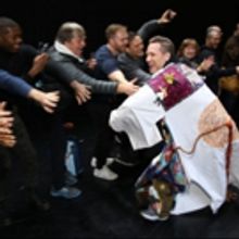 Exclusive Photo Coverage: Marty Lawson Receives the Legacy Robe for KING KONG!