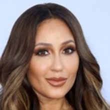 Adrienne Houghton Co-Hosts Holiday Episode of SHOWTIME AT THE APOLLO on FOX